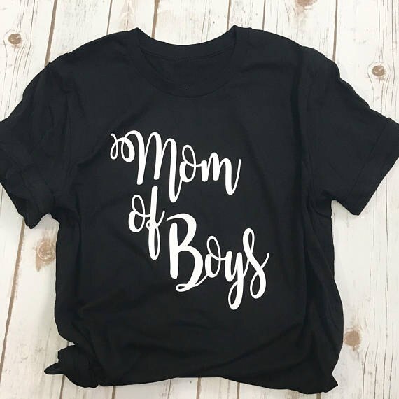 Mom of Boys T-Shirt Letter Print Mama Graphic Tees Fashion Clothes T Shirt Summer Style Outfits Tshirt Tops