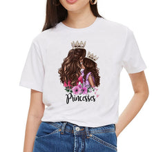 Load image into Gallery viewer, SexeMara Super Mom T shirt Women Mother&#39;s Love Print White T-shirt Harajuku Mama TShirt Vogue Tops tee shirt Femme Vogue Summer
